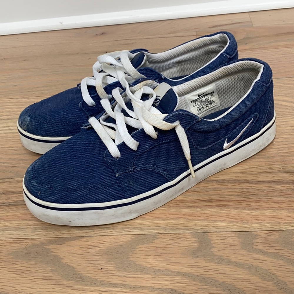 Navy Nike 6.0 Skate Shoes